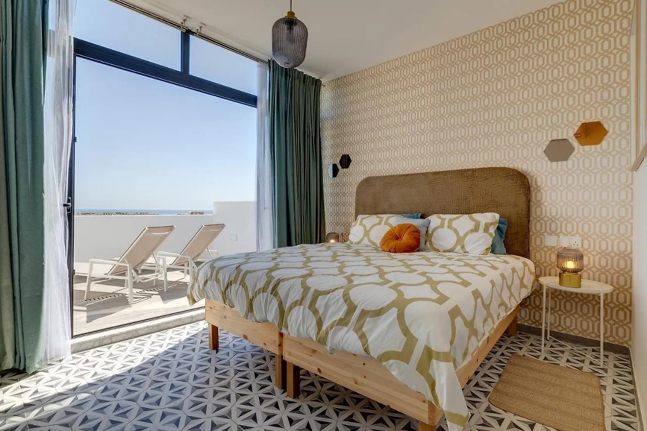 ホテル Sliema Creek Suites