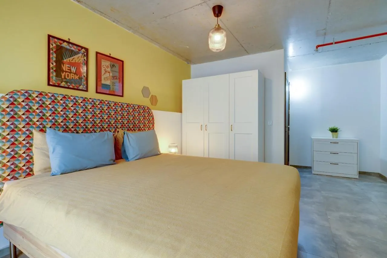 Sliema Creek Suites 0*,