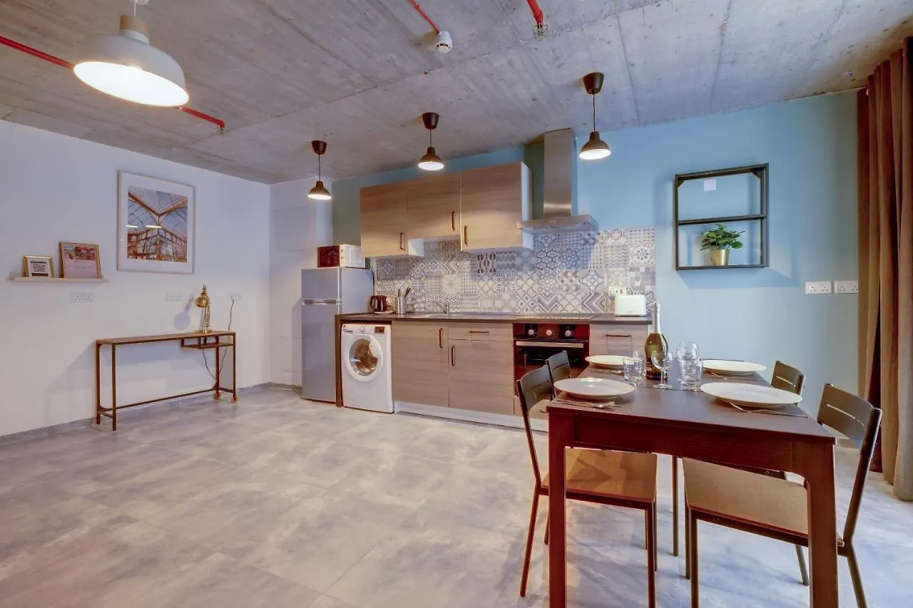 ホテル Sliema Creek Suites マルタ