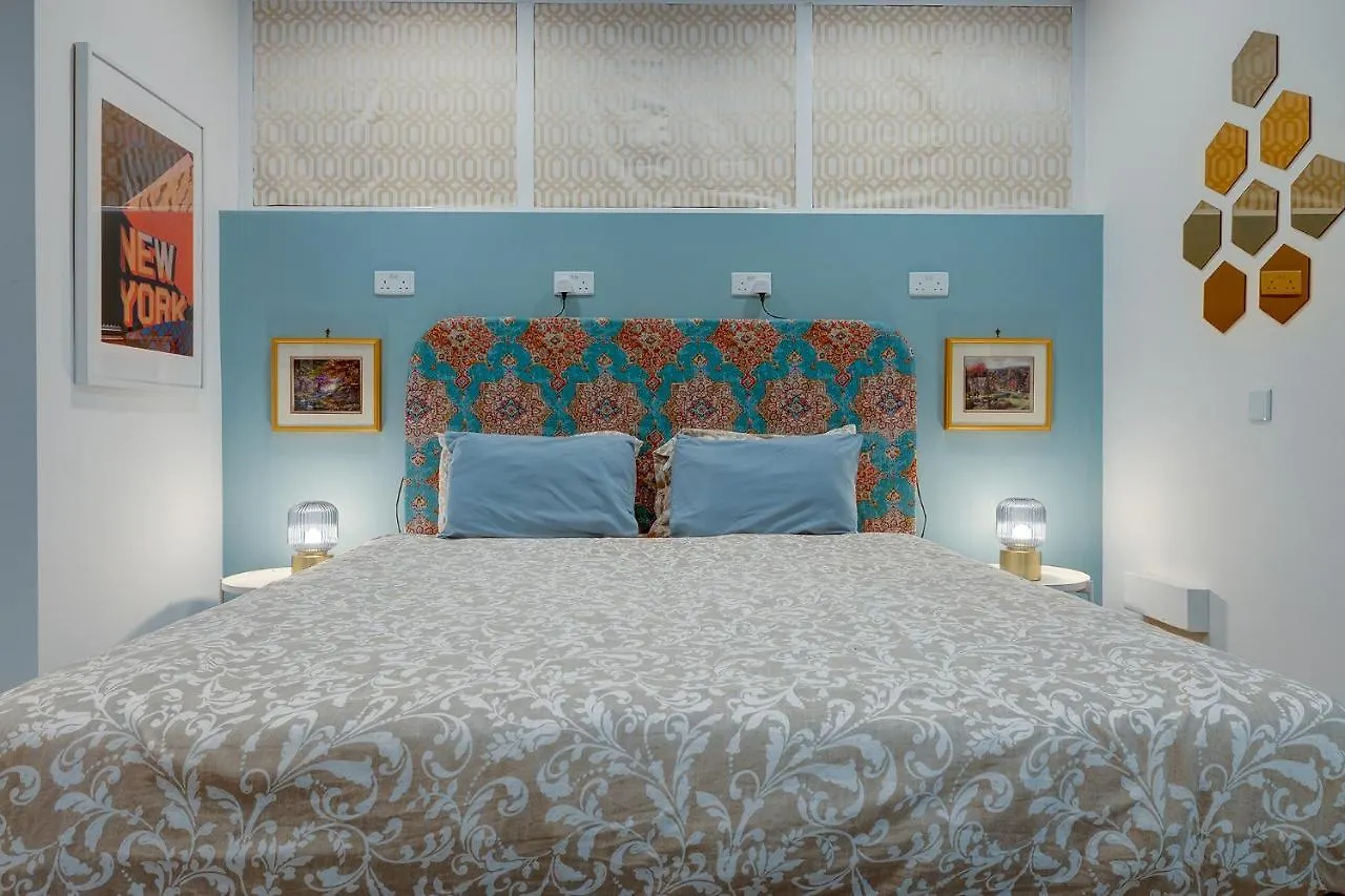 Sliema Creek Suites 0*,  マルタ