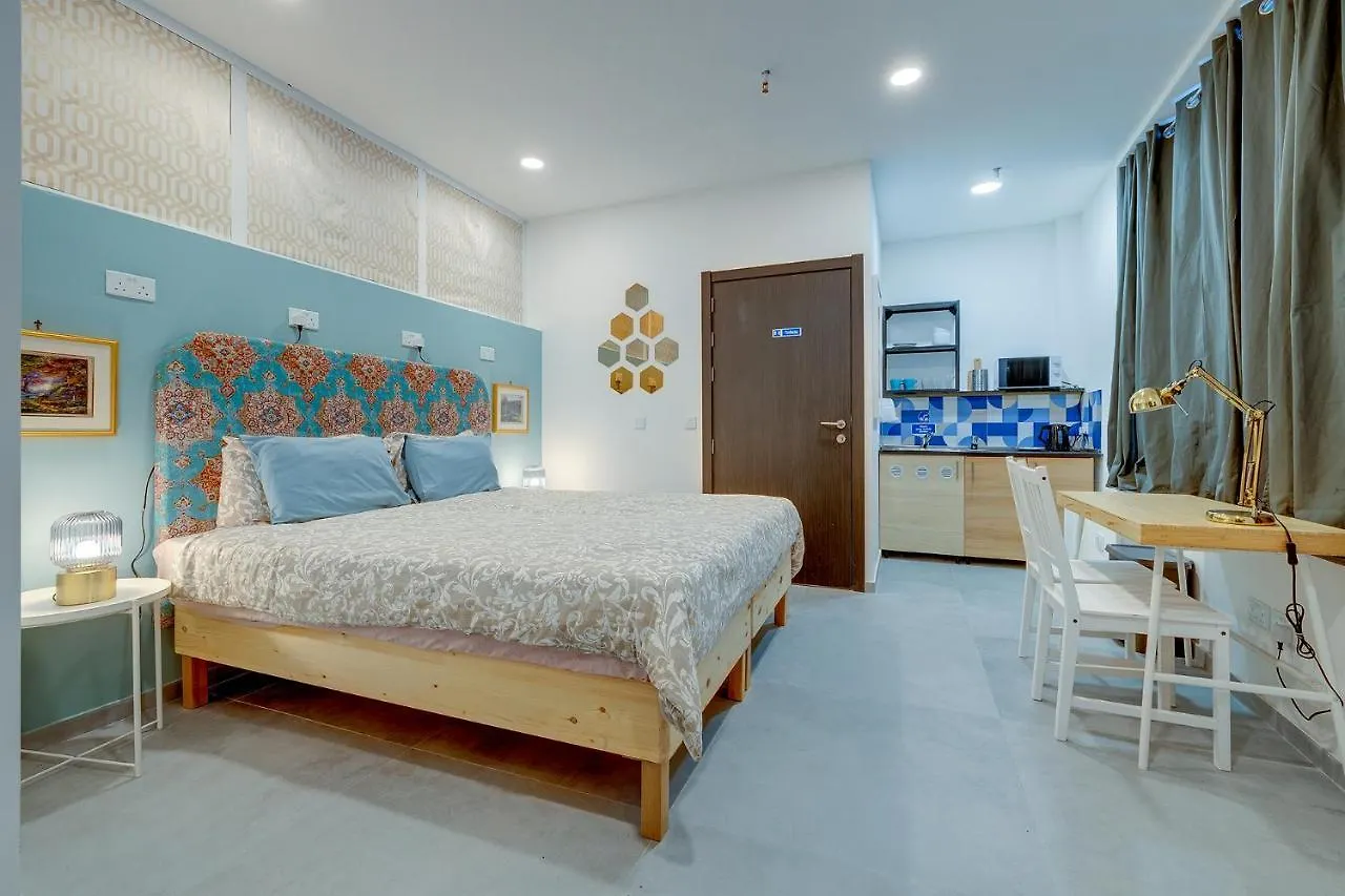 Sliema Creek Suites 0*,